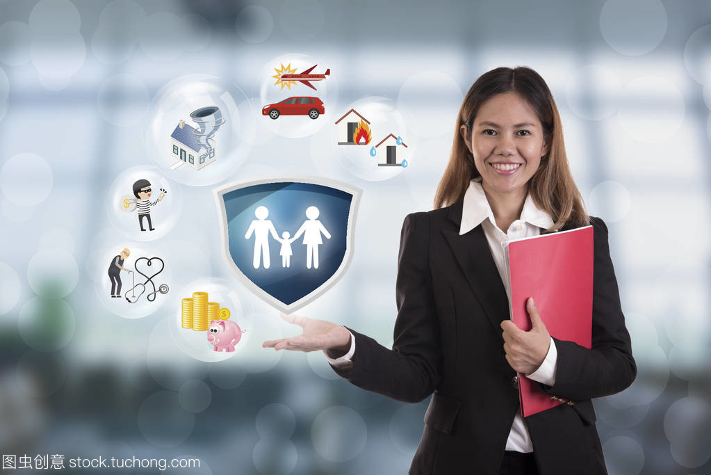 家庭守护者 保险代理员如何为您和家人筑起保障长城